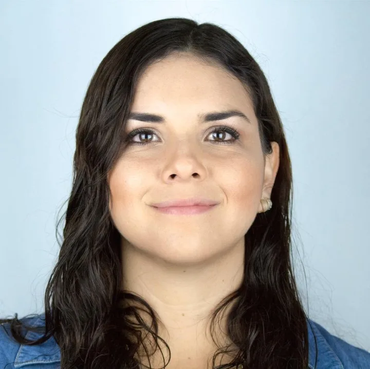 Retrato de Paola Bramlett, senior product designer